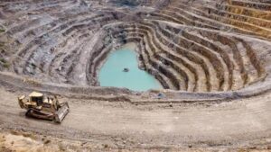 ETUDE DE CAS SUR LES CONDITIONS DE TRAVAIL DES EMPLOYÉSCONGOLAIS DANS LES ENTREPRISES MINIÈRES AU LUALABA :COMMUS SA ET TFM